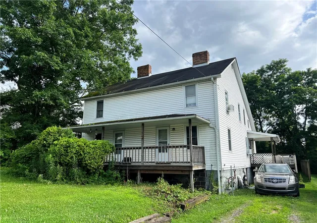 Homes for sale in Unity  Twp, PA | 1025/1029 St Vincent Shaft Street, Unity  Twp, PA 15650 | MLS# 1763842