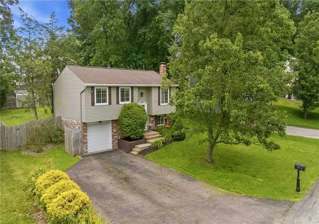 32nd image of 2068 Powell Rd, Cranberry Twp, PA 16066 | MLS# 1763834