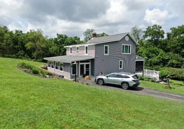 Homes for sale in North Bethlehem, PA | 426 Station Rd, North Bethlehem, PA 15360 | MLS# 1763924