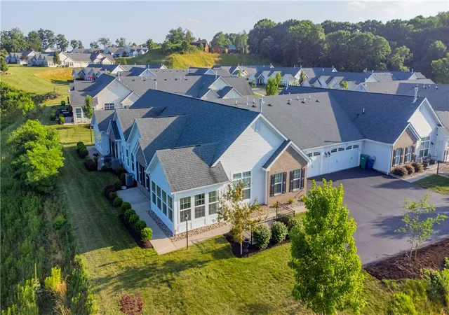 5th image of 906 Spring Valley Dr, Jackson Twp, PA 16063 | MLS# 1763687