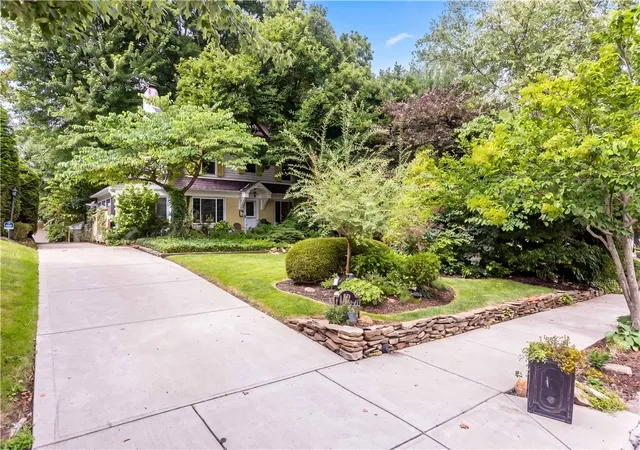 2nd image of 120 Maple Ave, Edgewood, PA 15218 | MLS# 1763716