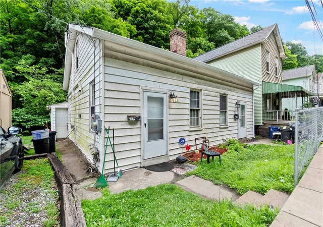 Photo 2 of Single family home for sale at 711 713 Mifflin St, Pittsburgh, PA 15207 | MLS# 1763939 | Listing updated on 2026-07-09