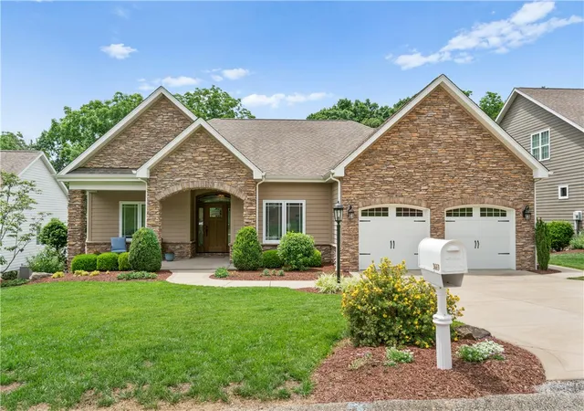 Homes for sale in Murrysville, PA | 3669 Blue Sage Ct, Murrysville, PA 15632 | MLS# 1763814
