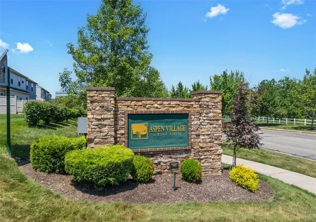 2nd image of 2014 Connecticut Lane, Franklin Park, PA 15143 | MLS# 1762733
