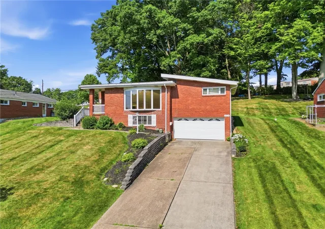 image of 5528 California Ave, Bethel Park, PA 15102 | MLS# 1763581