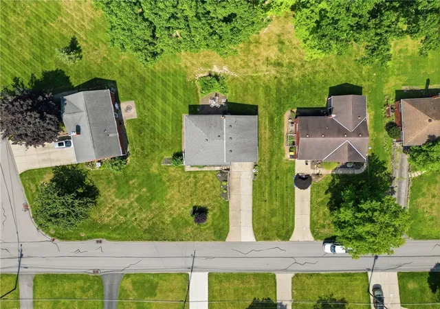 image of 5528 California Ave, Bethel Park, PA 15102 | MLS# 1763581