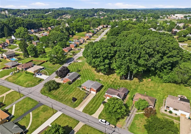 image of 5528 California Ave, Bethel Park, PA 15102 | MLS# 1763581
