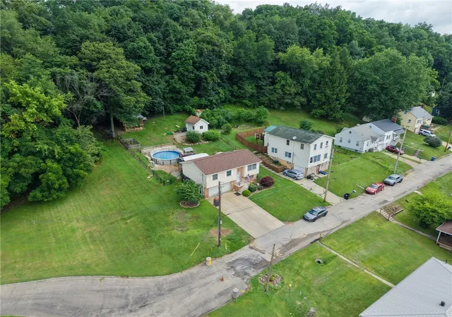 50th image of 232 Hazen Ave, Ellwood City, PA 16117 | MLS# 1763811