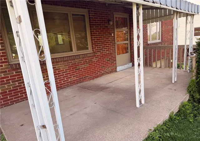 Photo 2 of Single family home for sale at 31 Ewing Rd, Kennedy Twp, PA 15136 | MLS# 1764030 | Listing updated on 2026-07-27