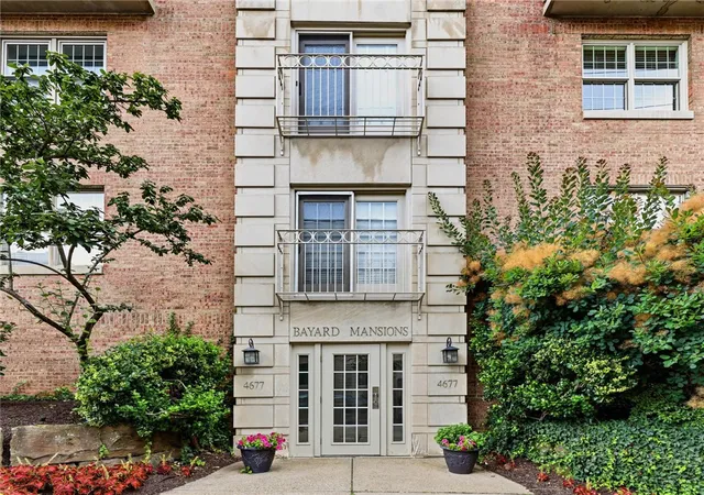 Homes for sale in Oakland, PA | 4677 Bayard St #204, Oakland, PA 15213 | MLS# 1763679