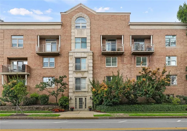 Homes for sale in Oakland, PA | 4677 Bayard St #204, Oakland, PA 15213 | MLS# 1763679