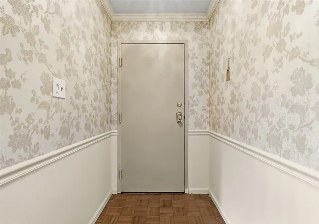 Homes for sale in Oakland, PA | 4677 Bayard St #204, Oakland, PA 15213 | MLS# 1763679