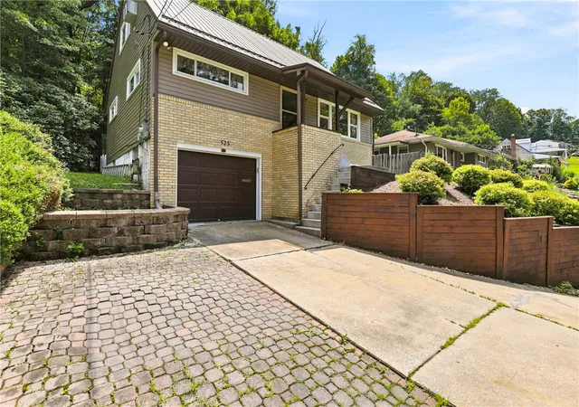 5th image of 523 Bluff Street, Westmont Hilltop School District, PA 15905 | MLS# 1763955
