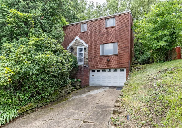 Homes for sale in Forest Hills Boro, PA | 118 Washington Rd, Forest Hills Boro, PA 15221 | MLS# 1763997