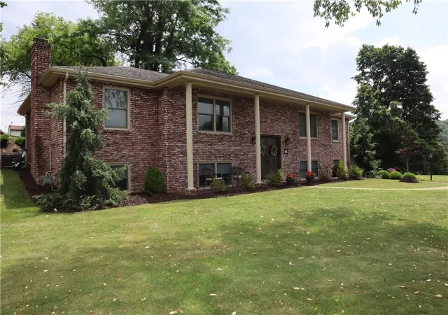 37th image of 49 Sunnyside Avenue, Collier Twp, PA 15106 | MLS# 1763949