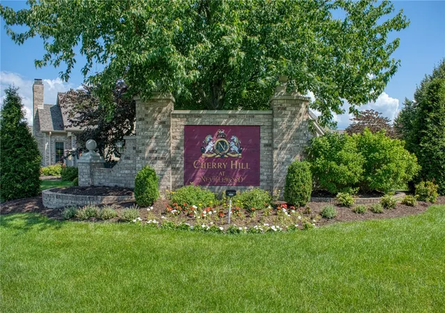 Photo 3 of Sale Pending at 905 Cherry Hl Dr, Presto, PA 15142 | MLS# 1764020 | Listing updated on 2026-07-26