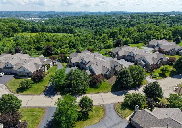 Photo 5 of Sale Pending at 905 Cherry Hl Dr, Presto, PA 15142 | MLS# 1764020 | Listing updated on 2026-07-26