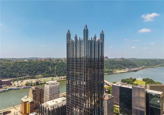 2nd image of 301 5th Ave, Downtown Pgh, PA 15222
