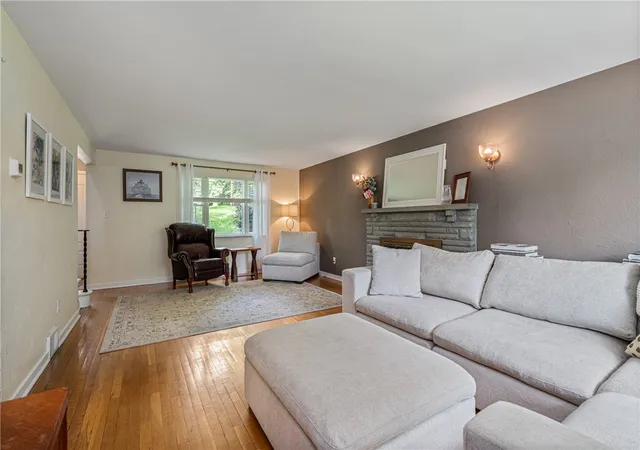 image of 1253 Beagle Dr, Bethel Park, PA 15102 | MLS# 1763883