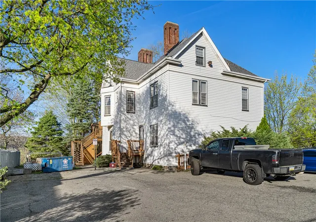 3rd image of 502 Walnut Ave, Clairton, PA 15025 | MLS# 1764076