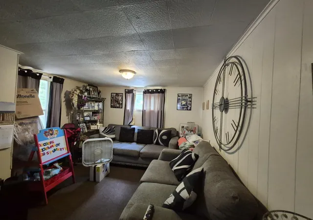 Photo 5 of Single family home for sale at 337 Hammond St, Sheraden, PA 15204 | MLS# 1764097 | Listing updated on 2026-07-27