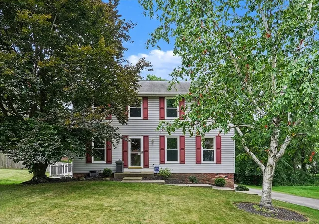Photo 1 of Sale Pending at 149 Briarwood Ln, Cranberry Township, PA 16066 | MLS# 1763674 | Listing updated on 2026-08-31