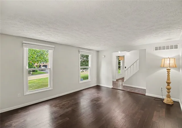 Photo 3 of Sale Pending at 149 Briarwood Ln, Cranberry Township, PA 16066 | MLS# 1763674 | Listing updated on 2026-08-31