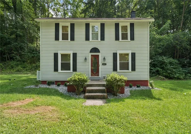 2nd image of 1071 Paintertown Rd, North Huntingdon, PA 15642 | MLS# 1763637