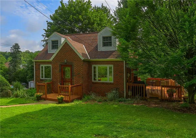 2nd image of 836 Harmony Rd, Pittsburgh, PA 15237 | MLS# 1763902