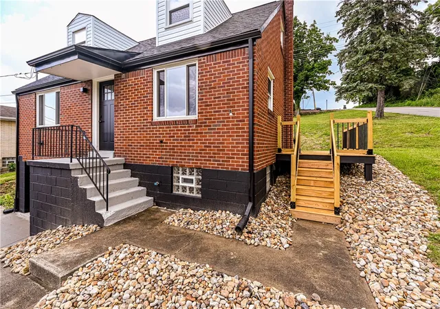 2nd image of 240 Verdant Street, North Huntingdon, PA 15642 | MLS# 1763778