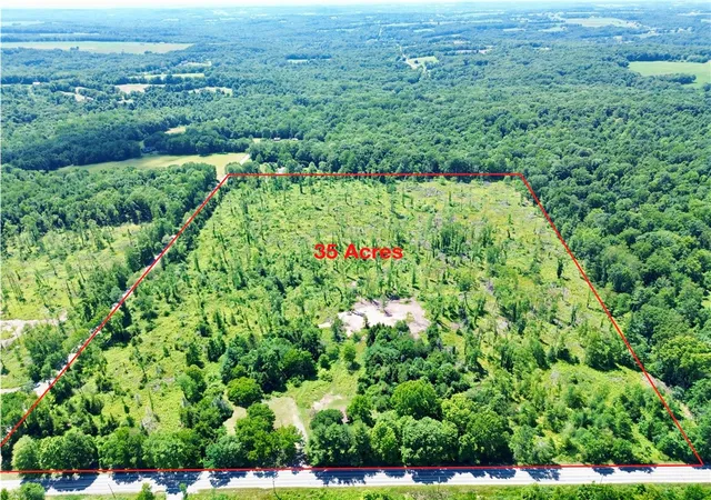 5th image of 5673 Perry Hwy, Volant, PA 16156 | MLS# 1764118