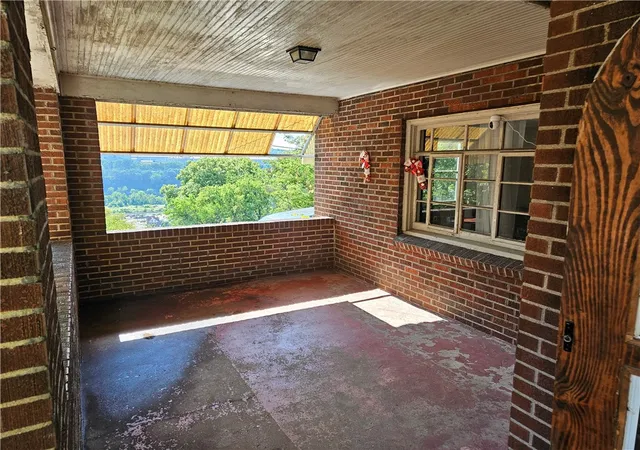 Homes for sale in Glassport, PA | 434 Oregon Ave, Glassport, PA 15045 | MLS# 1764185