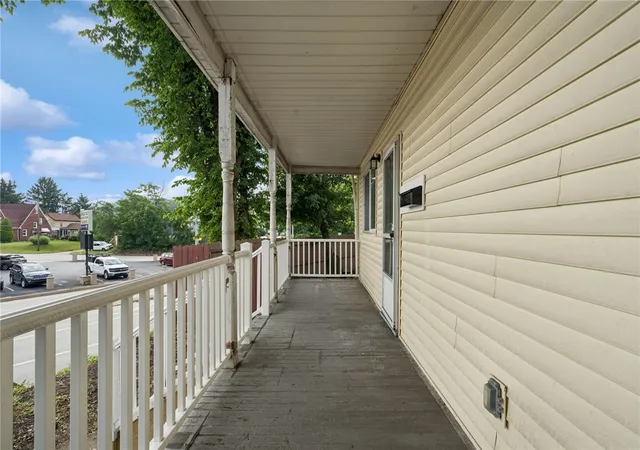 3rd image of 2007 Western, South Greensburg Boro, PA 15601 | MLS# 1763608