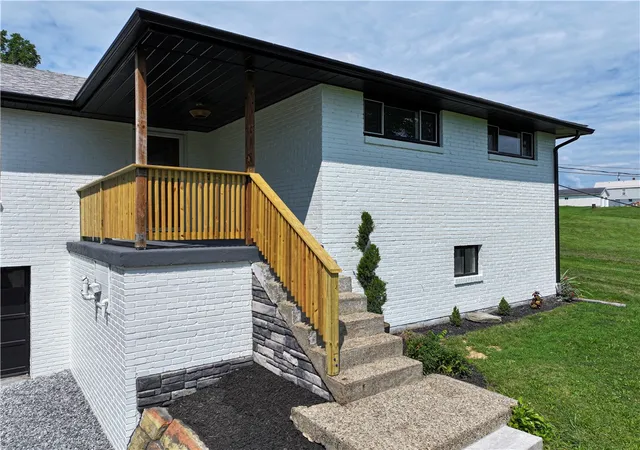 44th image of 1975 State Route 980, Canonsburg, PA 15317 | MLS# 1764146