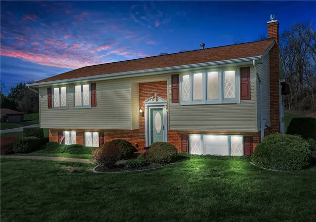 1st image of 1123 Brookshire Dr, New Castle, PA 16101 | MLS# 1764206