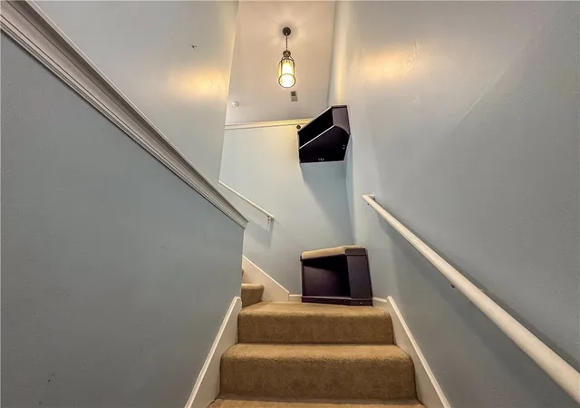 2nd image of 2202 Lenox Oval, Ross Twp, PA 15237 | MLS# 1763572