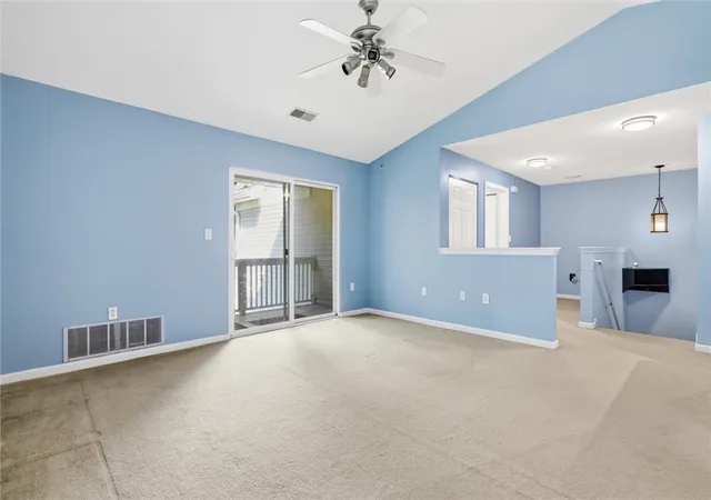 3rd image of 2202 Lenox Oval, Pittsburgh, PA 15237