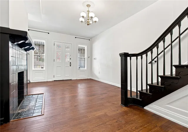 4th image of 420 Edgemont Street, Mt Washington, PA 15211 | MLS# 1764220