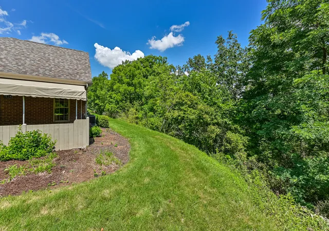 Photo 2 of Condo for sale at 5128 Polo Flds Dr, Hampton, PA 15044 | MLS# 1764225 | Listing updated on 2026-07-31
