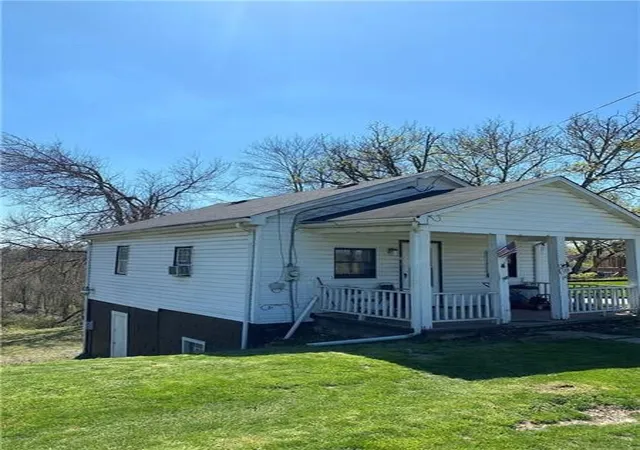2nd image of 188 Steubenville Pike, Hanover Twp, PA 15021 | MLS# 1764157
