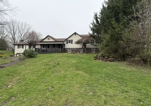 Homes for sale in Shenango Twp, PA | 3458 Nearwood Dr, Shenango Twp, PA 16101 | MLS# 1764247