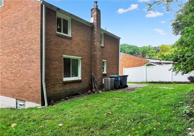 2nd image of 11400 Azalea Dr, Penn Hills, PA 15235 | MLS# 1764226