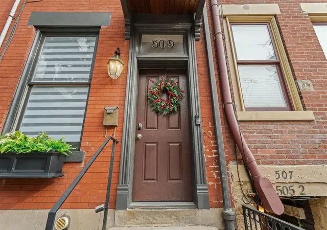 2nd image of 509 Avery St, Pittsburgh, PA 15212 | MLS# 1764279