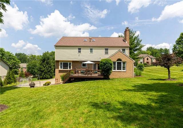 4th image of 111 Cidar Ln, Peters Twp, PA 15317 | MLS# 1761272
