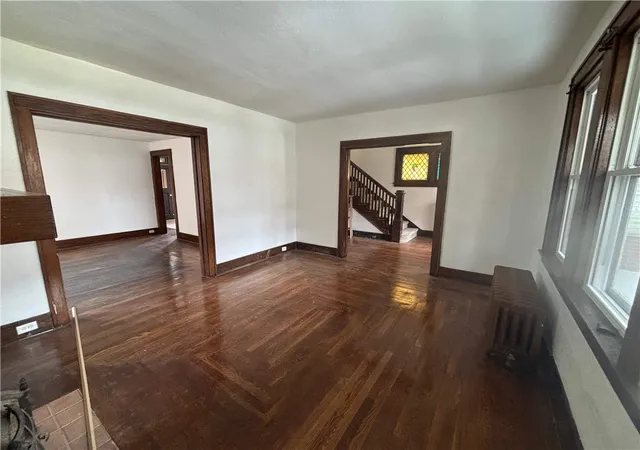 3rd image of 3108 Landis St, Pittsburgh, PA 15204 | MLS# 1763843