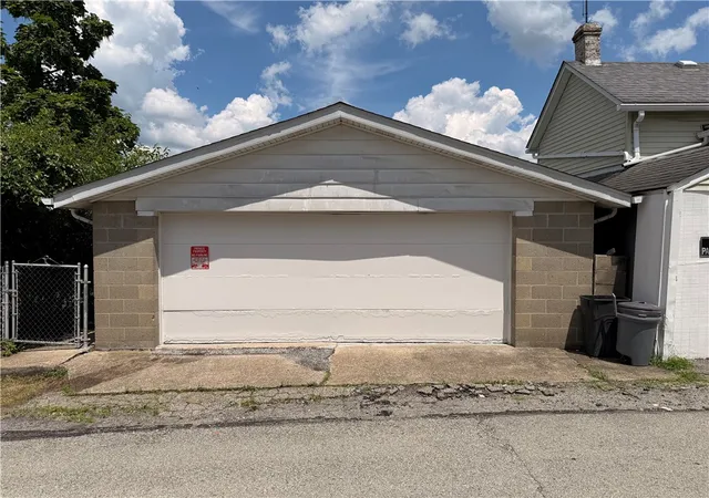 29th image of 209 Crest Ave, Charleroi Boro, PA 15022 | MLS# 1764186