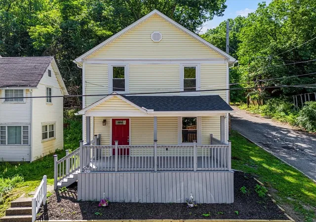 2nd image of 455 Highland Ave, Aliquippa, PA 15001 | MLS# 1764323