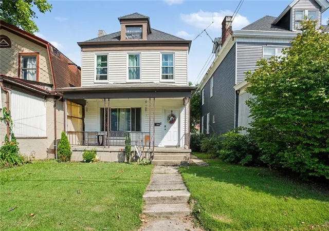 Photo 1 of Single family home for sale at 1004 Moyer St, Pittsburgh, PA 15204 | MLS# 1764315 | Listing updated on 2026-07-13