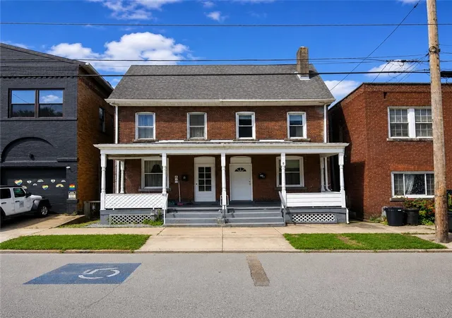 Homes for sale in Leetsdale, PA | 81 Broad St, Leetsdale, PA 15056 | MLS# 1764346