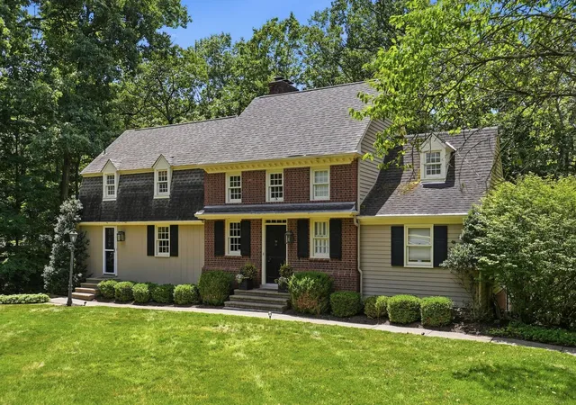 47th image of 104 Witherow Rd, Sewickley, PA 15143 | MLS# 1764347